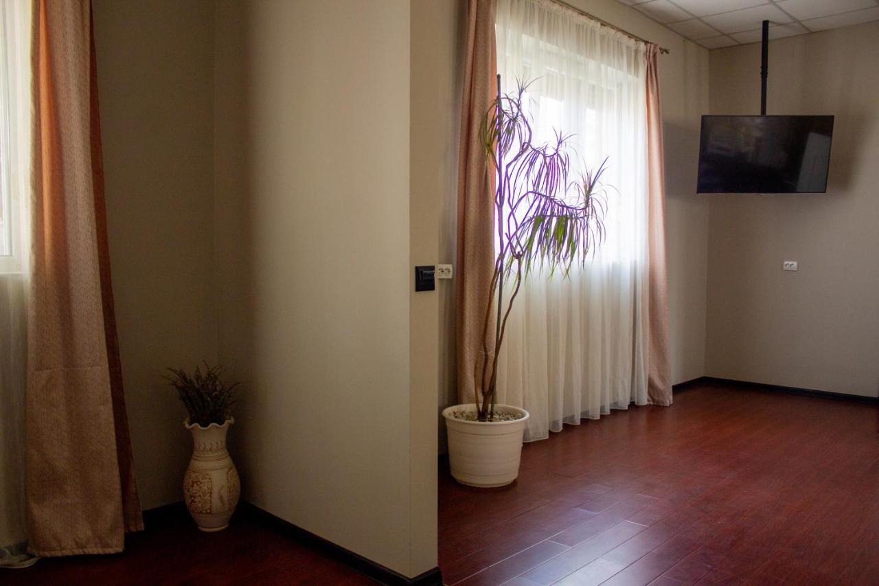 Yox Apartment 1 Oradea Exterior photo